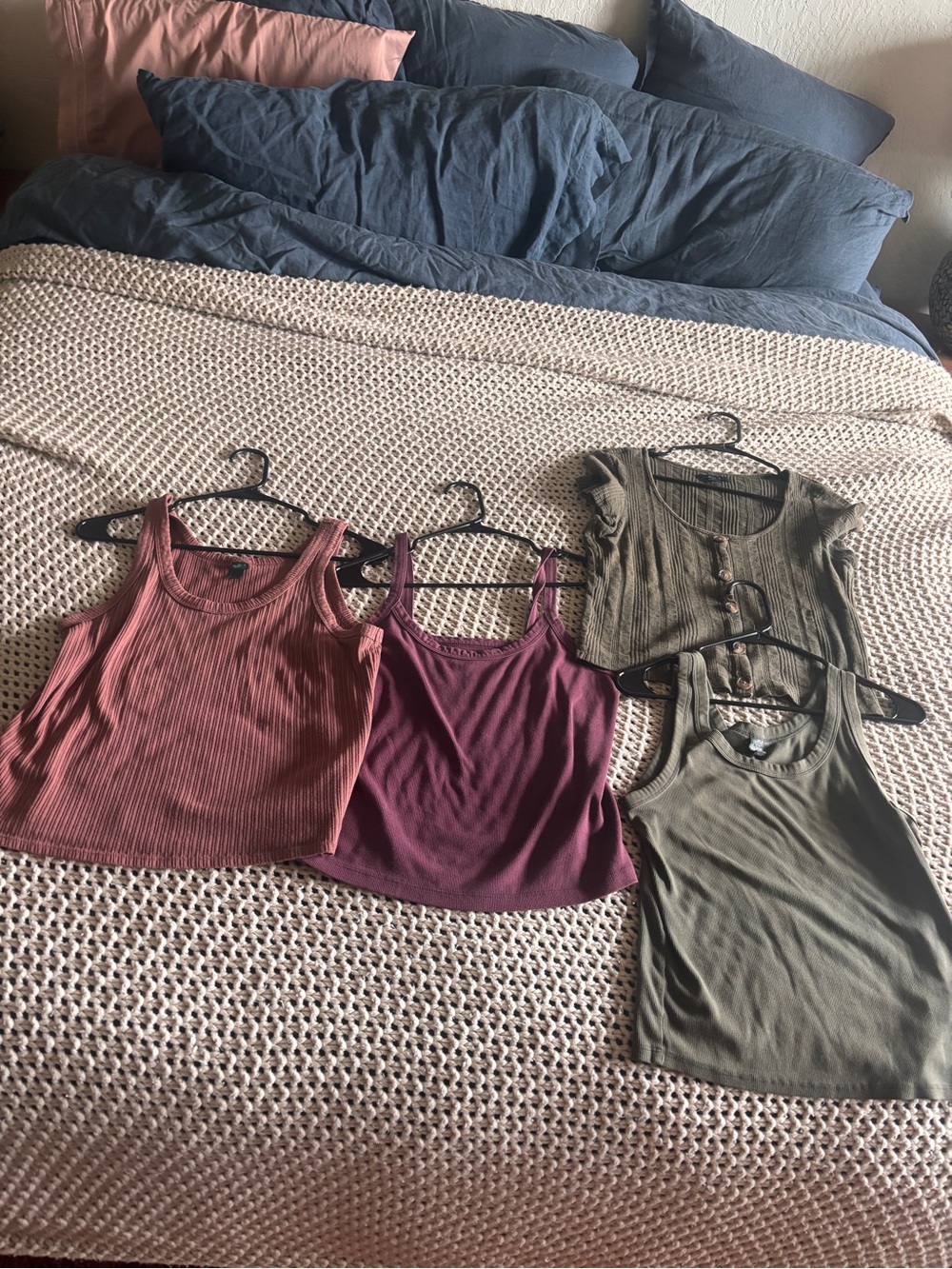 Basic tank top bundle size large - Wild fable , American eagle